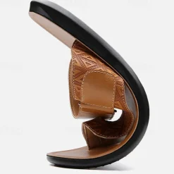 Men's Geometric Embossed Open-Toe Sandals – Adjustable Strap Design for Casual Beach and Summer Wear