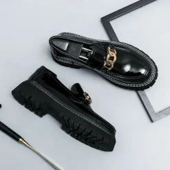 Men's Green Patent Faux Leather Loafers with Gold Chain Detail and Chunky Lug Sole – Modern Casual Footwear for Everyday Style