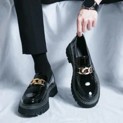 Men's Green Patent Faux Leather Loafers with Gold Chain Detail and Chunky Lug Sole – Modern Casual Footwear for Everyday Style