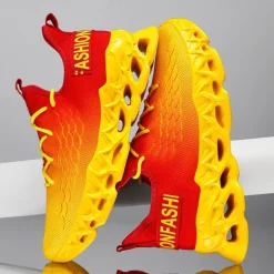 Men's Green Running Sneakers with Mesh Upper and Lightweight Design – Breathable, Comfortable Athletic Shoes for Sports, Workouts and Casual Wear