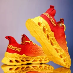 Men's Green Running Sneakers with Mesh Upper and Lightweight Design – Breathable, Comfortable Athletic Shoes for Sports, Workouts and Casual Wear