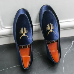 Men's Green Velvet Loafers with Gold Embroidery – Luxurious Slip-On Shoes for Formal Events and Weddings