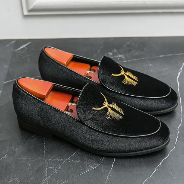 Men's Green Velvet Loafers with Gold Embroidery – Luxurious Slip-On Shoes for Formal Events and Weddings