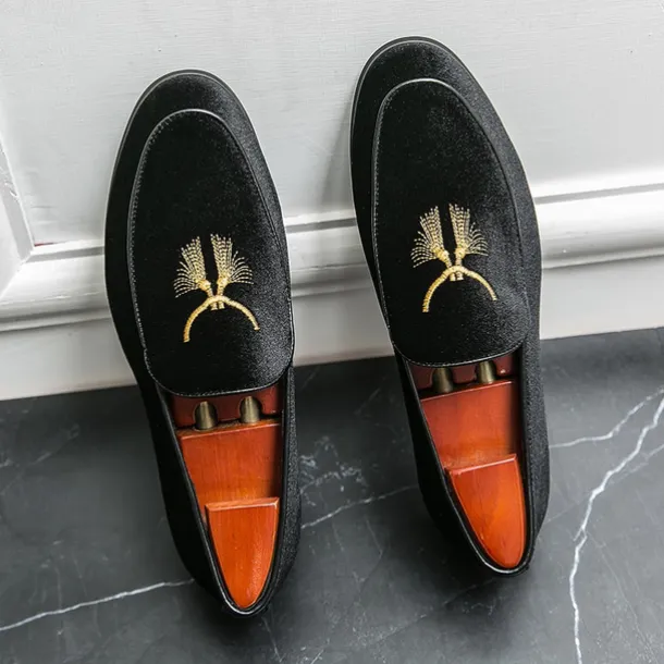 Men's Green Velvet Loafers with Gold Embroidery – Luxurious Slip-On Shoes for Formal Events and Weddings