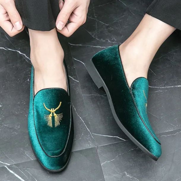Men's Green Velvet Loafers with Gold Embroidery – Luxurious Slip-On Shoes for Formal Events and Weddings