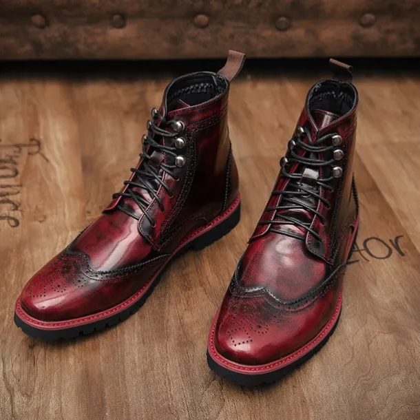 Men's Hand-Painted Brogue Ankle Boots with Lace-Up Design, Faux Leather Upper, and Rugged Sole – Stylish Vintage Casual Footwear