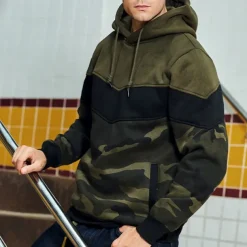 Men's Hoodie Army Green Coffee Hooded Color Block Camouflage Patchwork Pocket Sports & Outdoor Daily Holiday Streetwear Basic Casual Spring & Fall Clothing Apparel Hoodies Sweatshirts