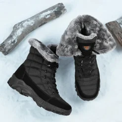 Men's Insulated Winter Snow Boots with Fur Lining - Waterproof, Anti-Slip Outdoor Boots for Cold Weather and Snowy Conditions