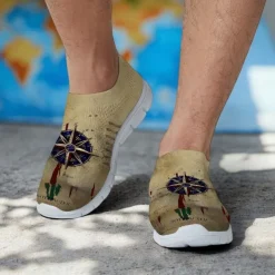 Men's Khaki Compass Print Flyknit Sneakers - Lightweight Breathable Running Shoes for Travel, Hiking and Casual Wear