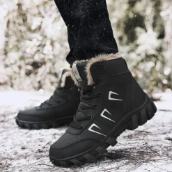 Men's Khaki Winter Hiking Boots – Fur-Lined Warm Outdoor Boots with Durable Non-Slip Sole for Cold Weather