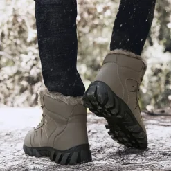 Men's Khaki Winter Hiking Boots – Fur-Lined Warm Outdoor Boots with Durable Non-Slip Sole for Cold Weather