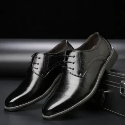 Men's Navy Blue Faux Leather Oxford Shoes – Stylish Lace-Up Design for Business and Formal Wear