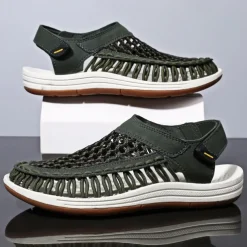 Men's Outdoor Sandals with Adjustable Strap, Breathable Mesh Design and Durable Sole for Hiking, Beach and Summer Activities