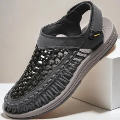 Men's Outdoor Sandals with Adjustable Strap, Breathable Mesh Design and Durable Sole for Hiking, Beach and Summer Activities