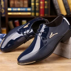 Men's Patent Leather Oxford Shoes - Sleek Lace-Up Formal Dress Shoes with Textured Design for Business and Special Occasions
