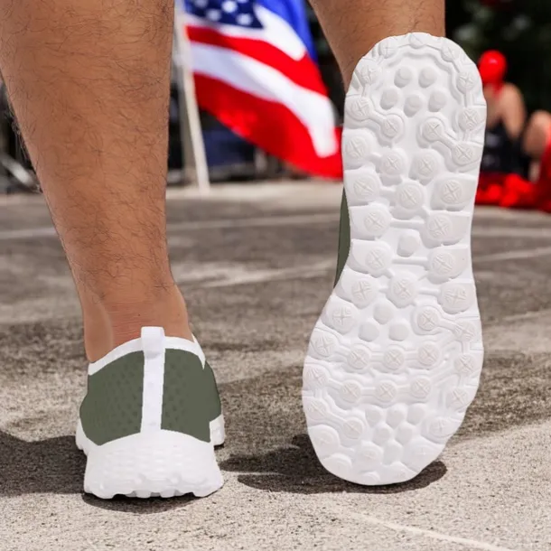 Men's Patriotic Breathable Slip-On Shoes - USA Flag Print Sneakers for Independence Day and Casual Wear