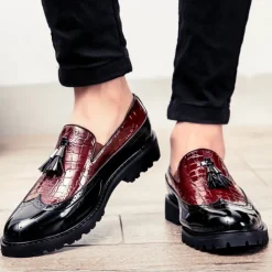 Men's Red and Black Crocodile Pattern Loafers - Stylish Tassel Slip-On Shoes for Formal and Casual Wear