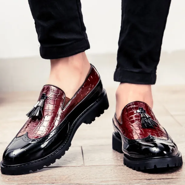 Men's Red and Black Crocodile Pattern Loafers - Stylish Tassel Slip-On Shoes for Formal and Casual Wear
