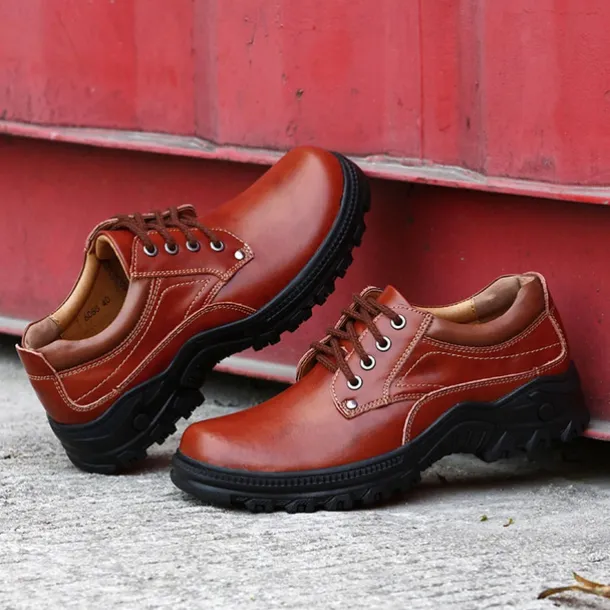 Men's Red-Brown Lace-Up Shoes with Cushioned Memory Foam Soles - Stylish and Supportive for Business Casual Outfits and Weekend Getaways