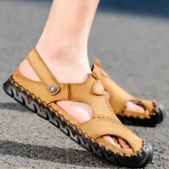 Men's Sandals Handmade Shoes Walking Casual Preppy Beach Outdoor Daily PU Breathable Comfortable Slip Resistant Slip-on Light Brown Dark Brown Black Summer Fall