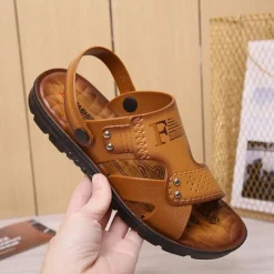 Men's Sandals Leatherette Loafers Leather Sandals Hand Stitching Casual Outdoor PU Breathable Loafer Red-brown820+6 Yellow820+6 Summer Spring