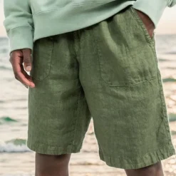 Men's Shorts Linen Shorts Summer Shorts Beach Shorts Pocket Drawstring Elastic Waist Plain Comfort Breathable Knee Length Casual Daily Holiday Fashion Classic Style Black White