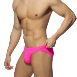 Men's Swimwear Swim Briefs Swim Thong Plain Breathable Soft Daily Wear Weekend Stylish Simple Black White