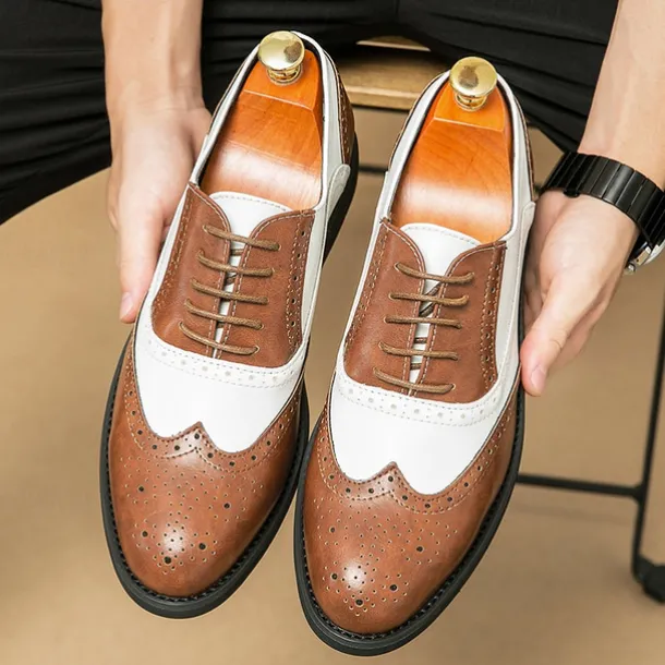 Men's Two-Tone Wingtip Oxford Brogue Shoes in Brown and White, Genuine Leather Gatsby-Inspired 1920s Vintage Dress Shoes for Wedding, Jazz Party, and Formal Events