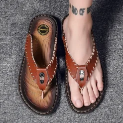 Men's Vintage Brown Faux Leather Flip Flops - Handmade Open-Toe Summer Sandals with Non-Slip Sole for Beach, Travel and Casual Wear