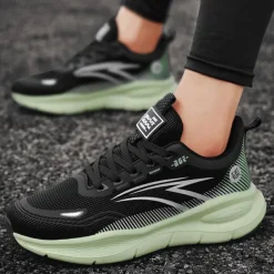 Men's Warm Lined Running Sneakers, Lightweight Cushioned Athletic Shoes with Lace-Up Design for Winter Outdoor Sports and Daily Wear