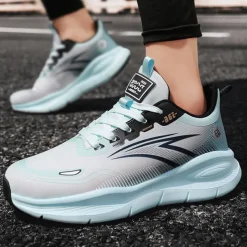 Men's Warm Lined Running Sneakers, Lightweight Cushioned Athletic Shoes with Lace-Up Design for Winter Outdoor Sports and Daily Wear