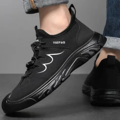 Men's Warm Waterproof Athletic Sneakers with Faux Fur Lining, Non-Slip Sole, and Lace-Up Closure – Ideal for Winter Outdoor Activities