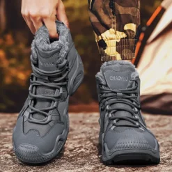 Men's Waterproof Winter Hiking Boots with Fur Lining – Insulated Outdoor Snow Boots for Cold Weather