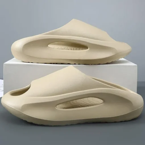 Men's White Slide Sandals with Red Cutout Design – Lightweight and Comfortable Slip-On Footwear for Casual and Summer Wear
