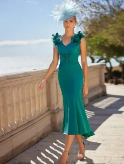 Mermaid / Trumpet Cocktail Dresses Elegant Dress Formal Wedding Asymmetrical Sleeveless V Neck Pocket Stretch Crepe with Appliques Dresses
