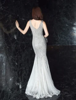 Mermaid / Trumpet Prom Dresses Elegant Dress Formal Wedding Floor Length Sleeveless V Neck Sequined with Glitter Tassel