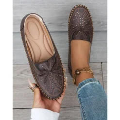 Moccasin Loafers for Women – Soft Shoes with Bow Detail and Rhinestone Design, Ideal for Casual Comfort and Spring/Summer Walks