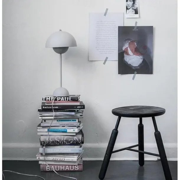 Modern Bud Macaron Table Lamp,Nordic Simple Rechargeable Touch Bedside Lamp, Denmark Designer Creative Mushroom Home Bedroom Night Light