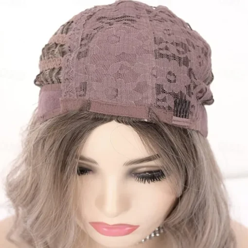 Natalie Portman Wig Ombre Short Curly Wig Synthetic Hair Ash Blonde Wig Ombre Brown Wigs for Women Best Glueless Blonde Wigs with Side Part Mixed Blonde Wig Wigs Christmas Party Wigs