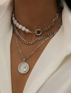 Necklace Chrome Women's Elegant Classic Necklace For Daily