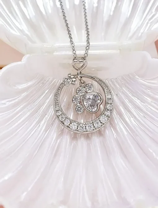 Necklace Chrome Women's Fashion Cute Classic Animal Lovely Round Necklace For Daily Valentine's Day