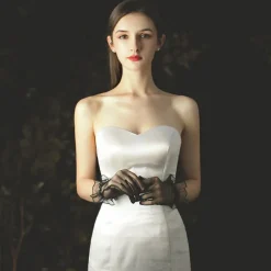 Net Wrist Length Glove Party / Evening / Lace With Ruffles / Solid Wedding / Party Glove