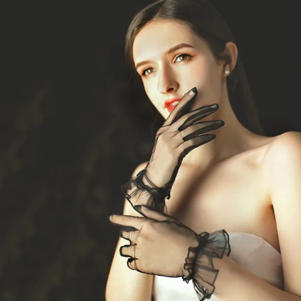 Net Wrist Length Glove Party / Evening / Lace With Ruffles / Solid Wedding / Party Glove