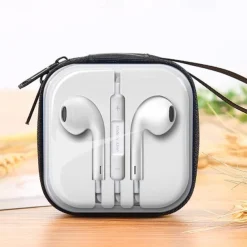 New creative tinplate coin purse retro audio cassette coin purse keychain earphone storage bag stonego bag 1PC/2Pcs (6 type optional)