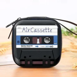 New creative tinplate coin purse retro audio cassette coin purse keychain earphone storage bag stonego bag 1PC/2Pcs (6 type optional)