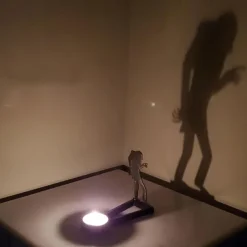 Nosferatu Metal Candle Shadow Holder, Gothic Horror Tealight Caster, Tabletop Shadow Play Decor for Party And Home Ambiance, Christmas, Halloween