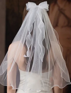 One-tier Comtemporary / Stylish Wedding Veil Cathedral Veils with Faux Pearl Tulle