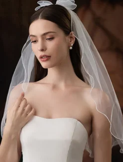 One-tier Comtemporary / Stylish Wedding Veil Cathedral Veils with Faux Pearl Tulle