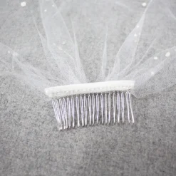 One-tier Cut Edge Wedding Veil Blusher Veils / Veils for Short Hair / Birdcage Veils with Pearl Tulle