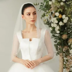 One-tier Pearl Wedding Veil Elbow Veils with Faux Pearl 35.43 in (90cm) Tulle